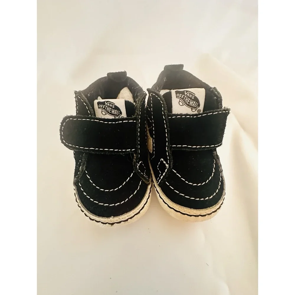 VANS Off The Wall Unisex Baby Toddler Black/White Hook & Loop Sneakers US 2